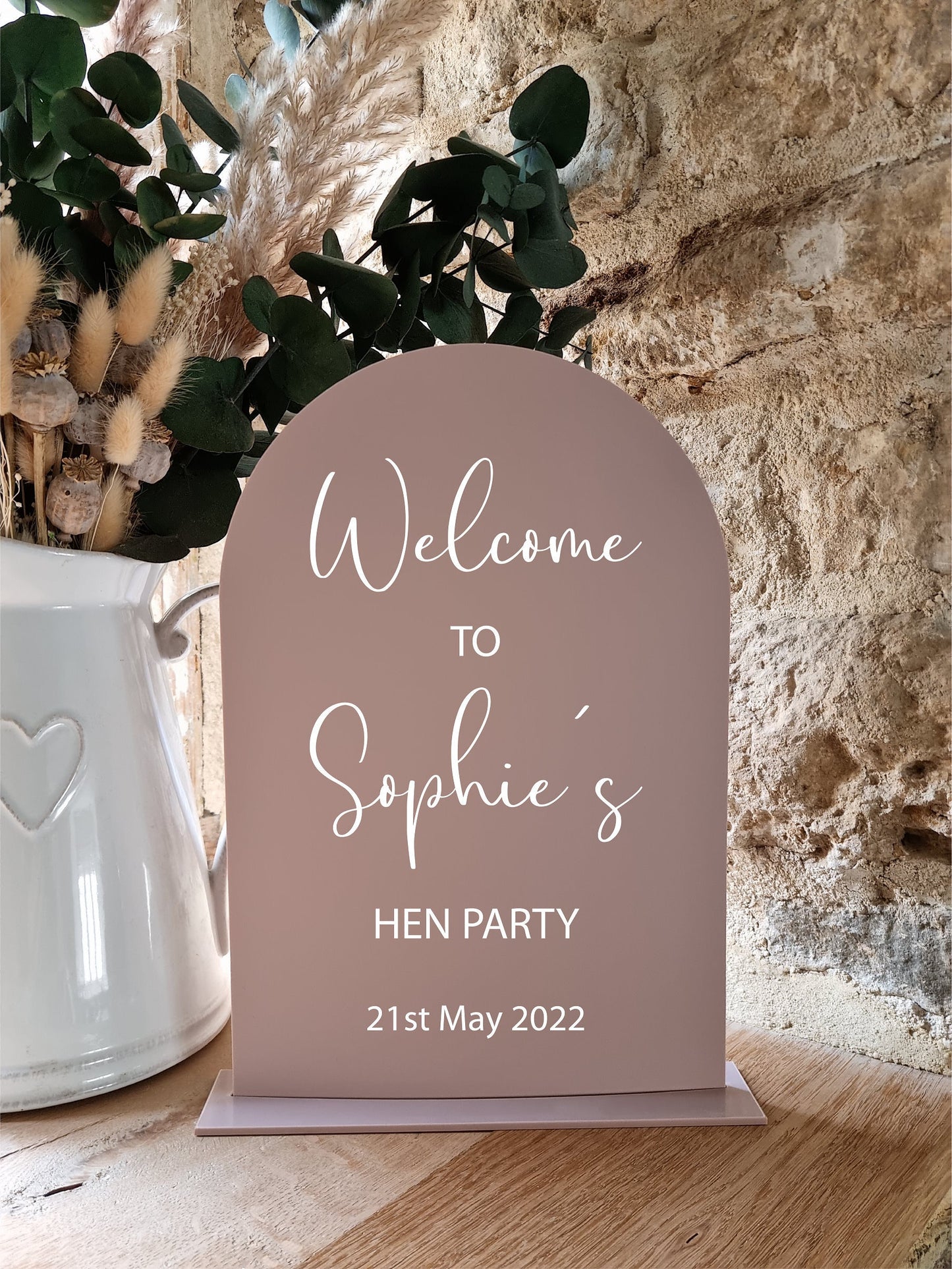 A4 Hen Party Arch Acrylic Sign